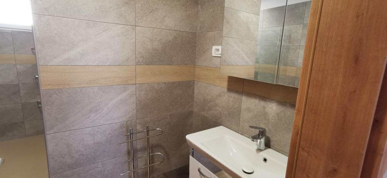 Apartmaji Tmaynka โทลมิน ภายนอก รูปภาพ