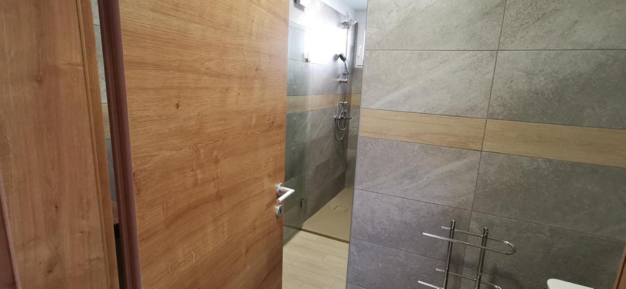 Apartmaji Tmaynka โทลมิน ภายนอก รูปภาพ