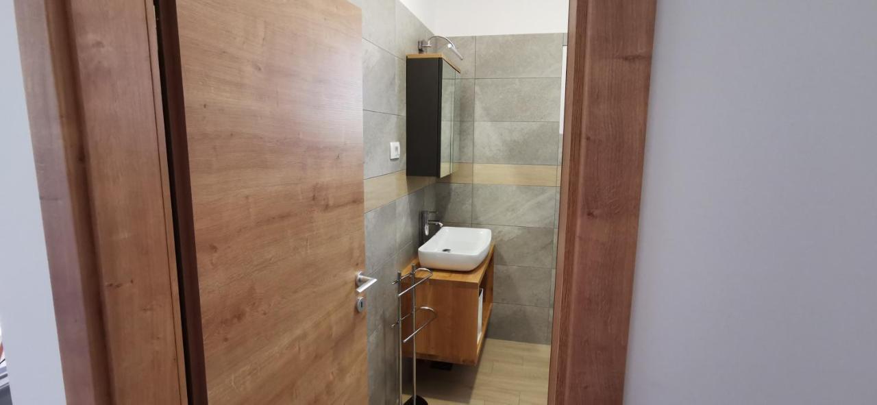 Apartmaji Tmaynka โทลมิน ภายนอก รูปภาพ